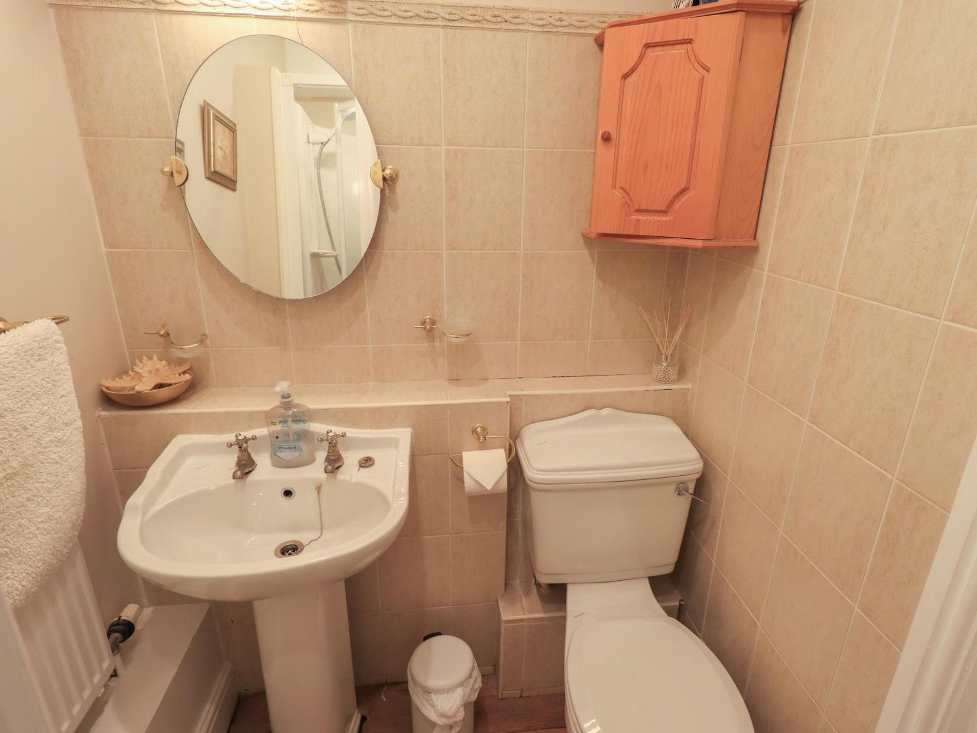 Peak View Apartment