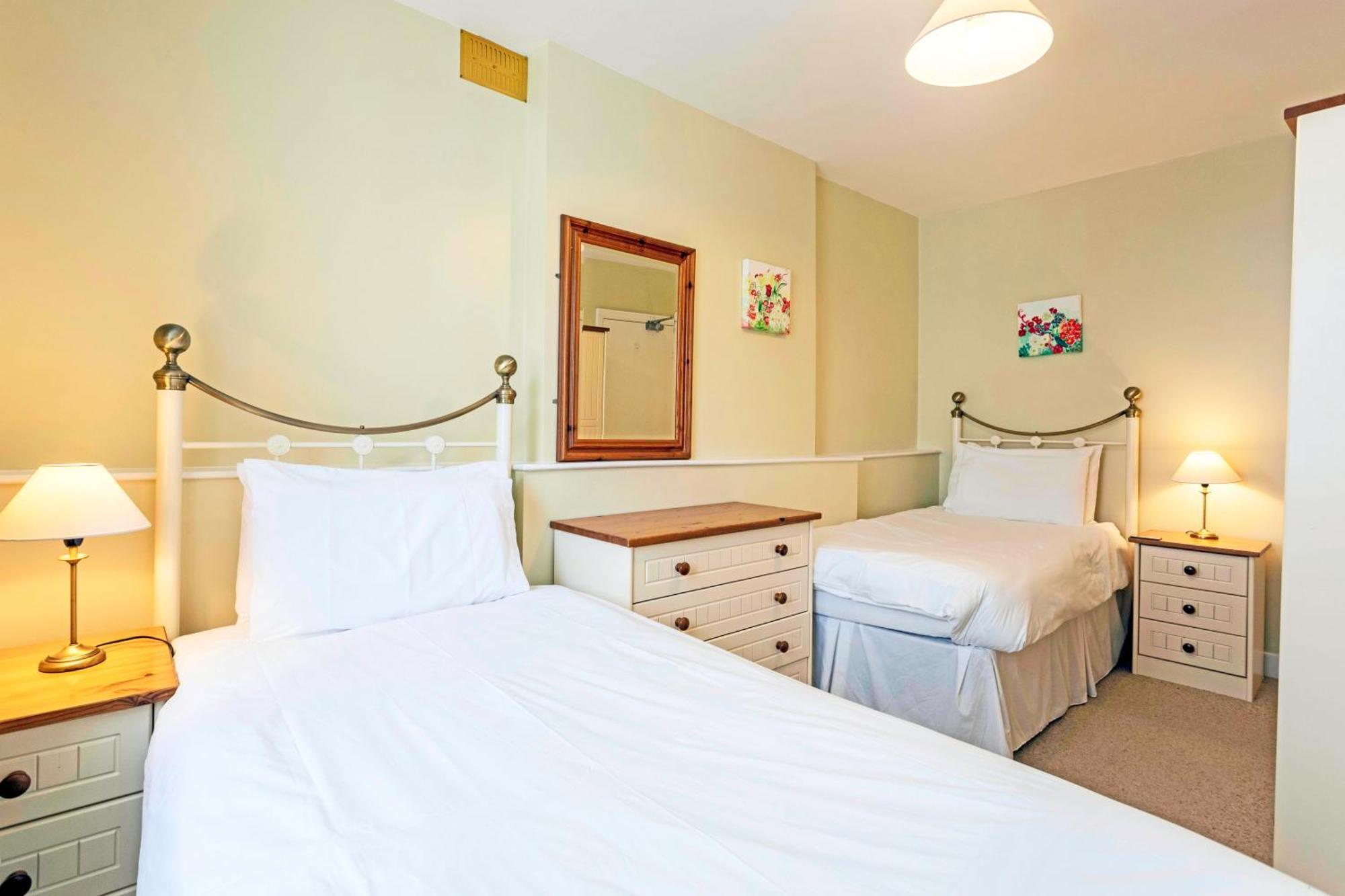 Keswick View Apartment