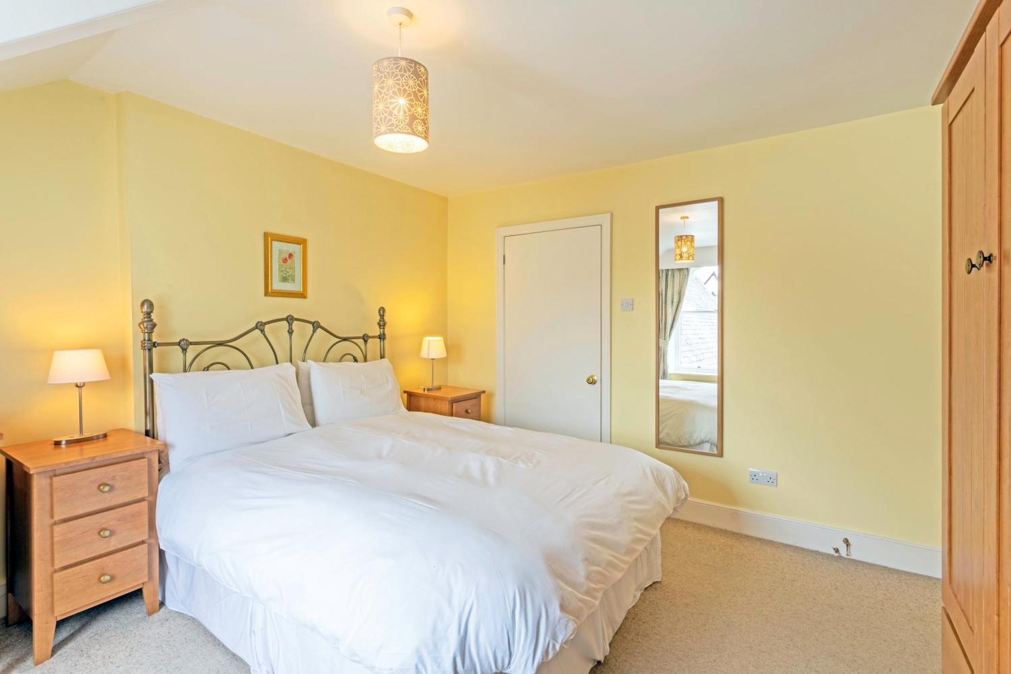 Keswick View Apartment