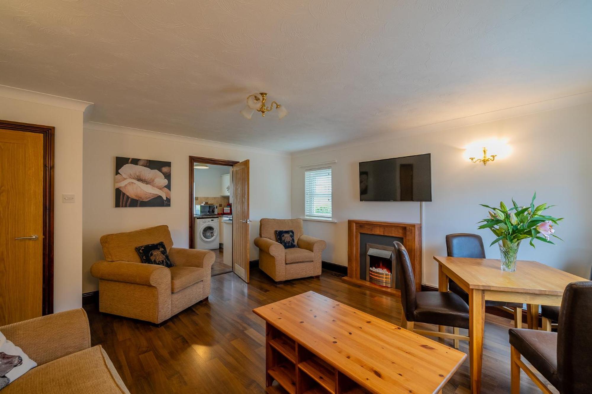 Apartment Acorn 2