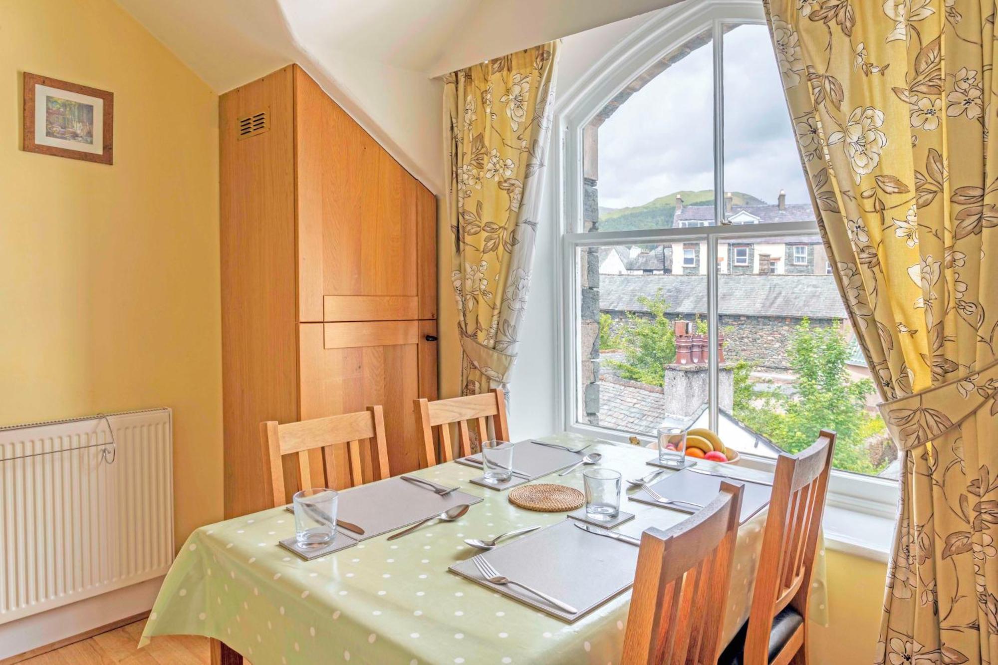 Apartment Keswick View