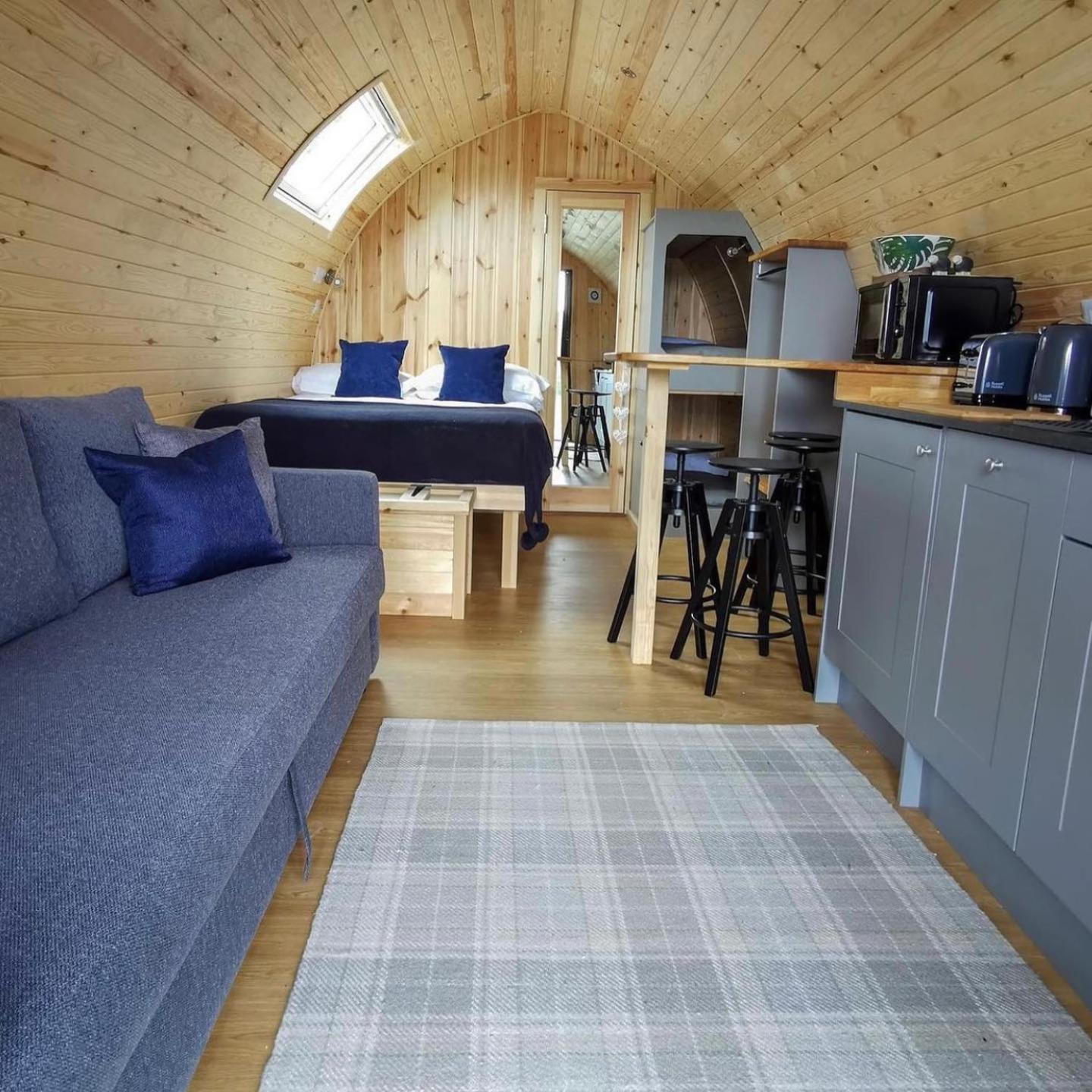 The Huts At Highside Farm *