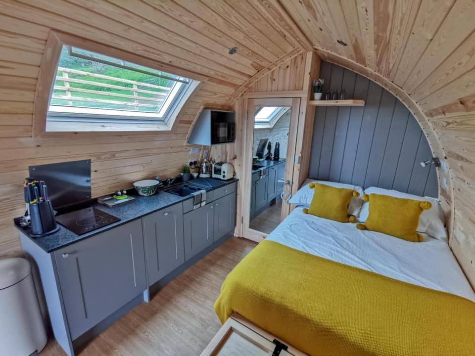 The Huts At Highside Farm *