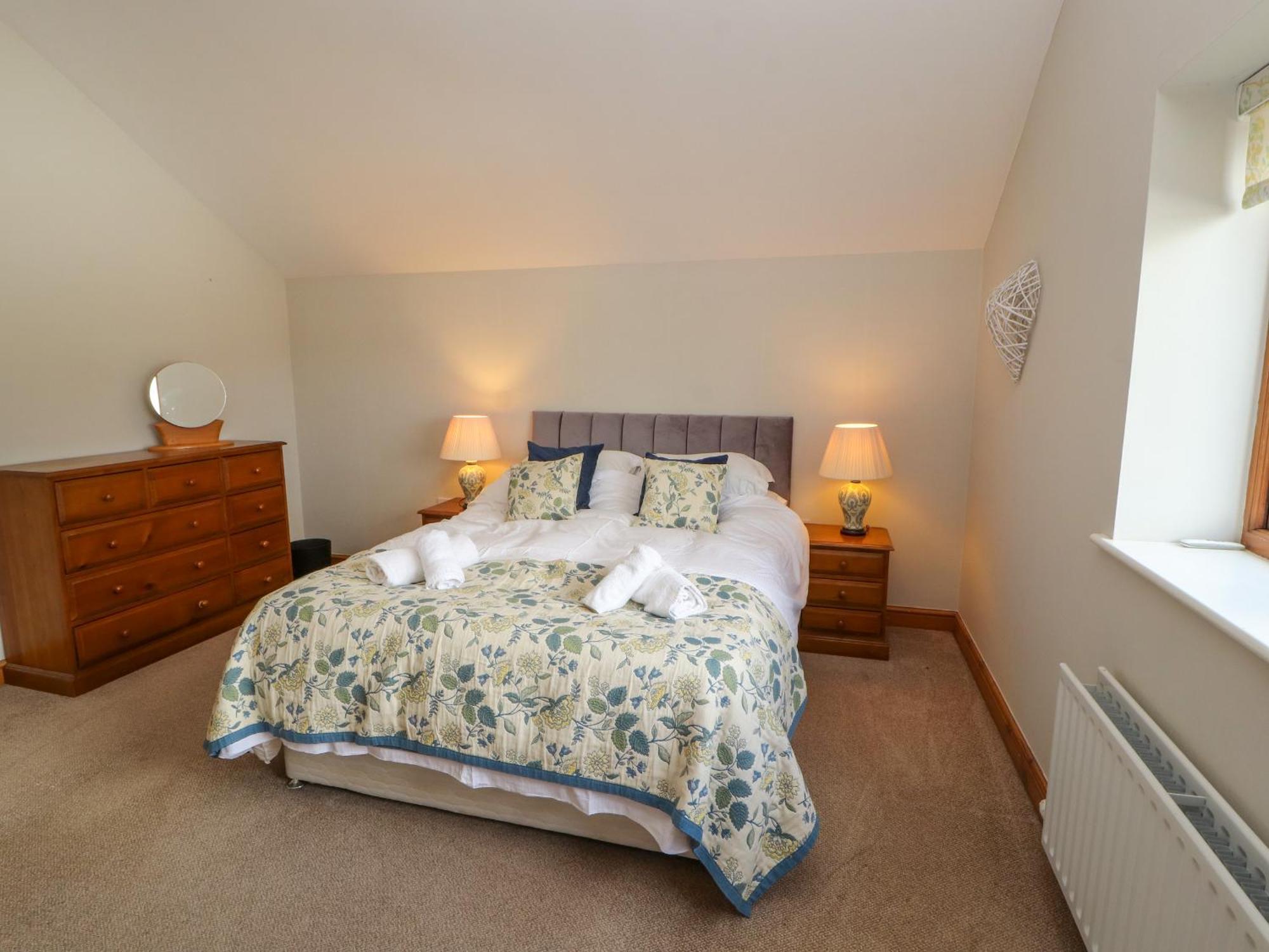 Gallery Cloisters Holiday home