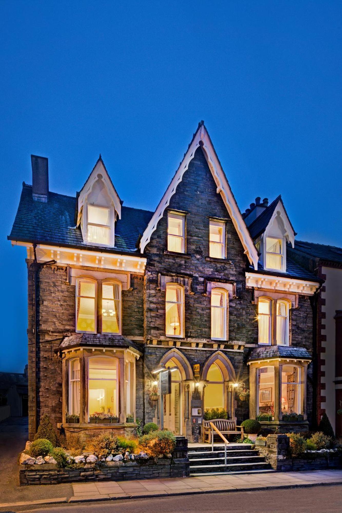 The Edwardene 4*