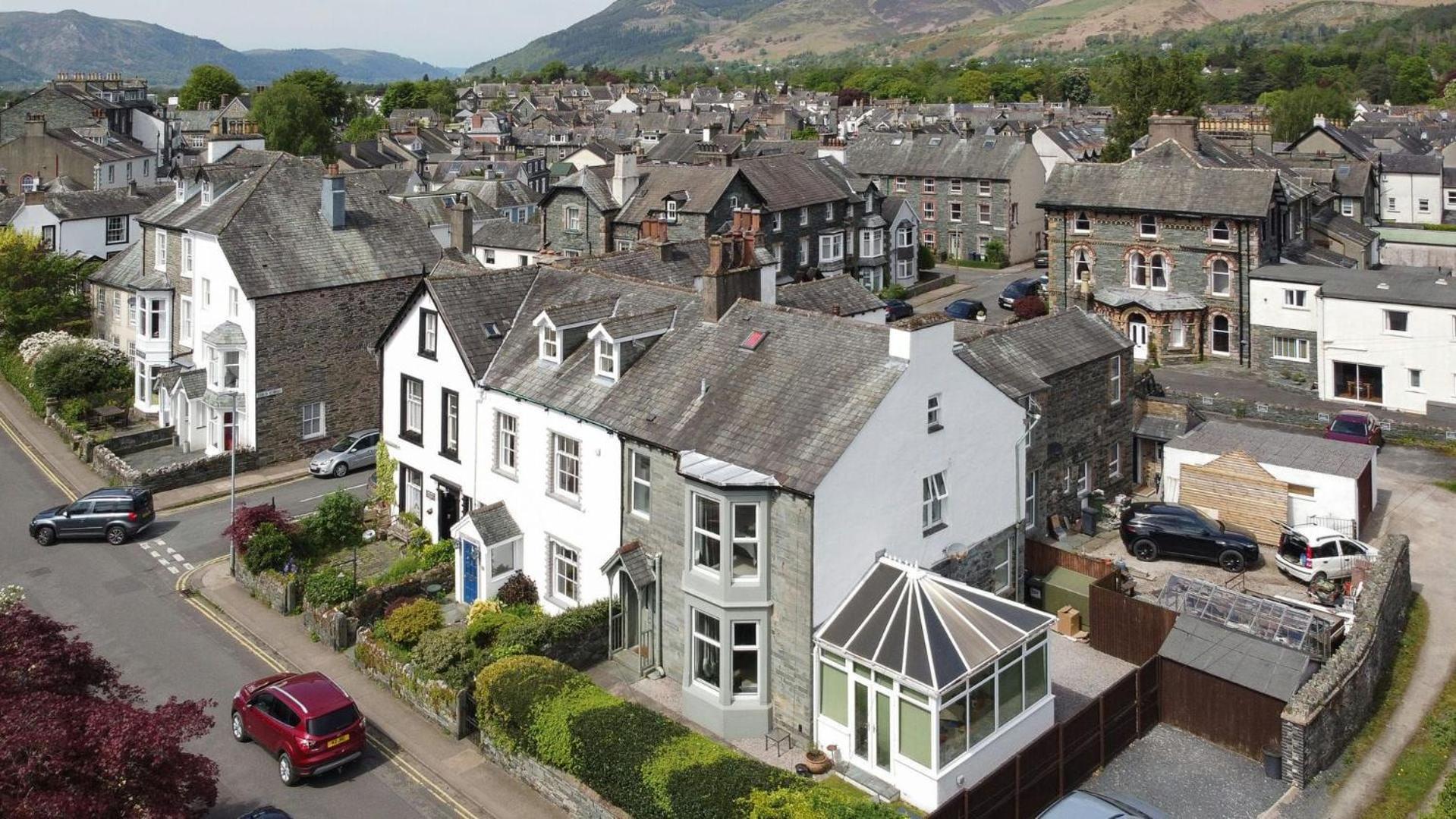 Mansefield, Keswick - Sleeps 6 Holiday home