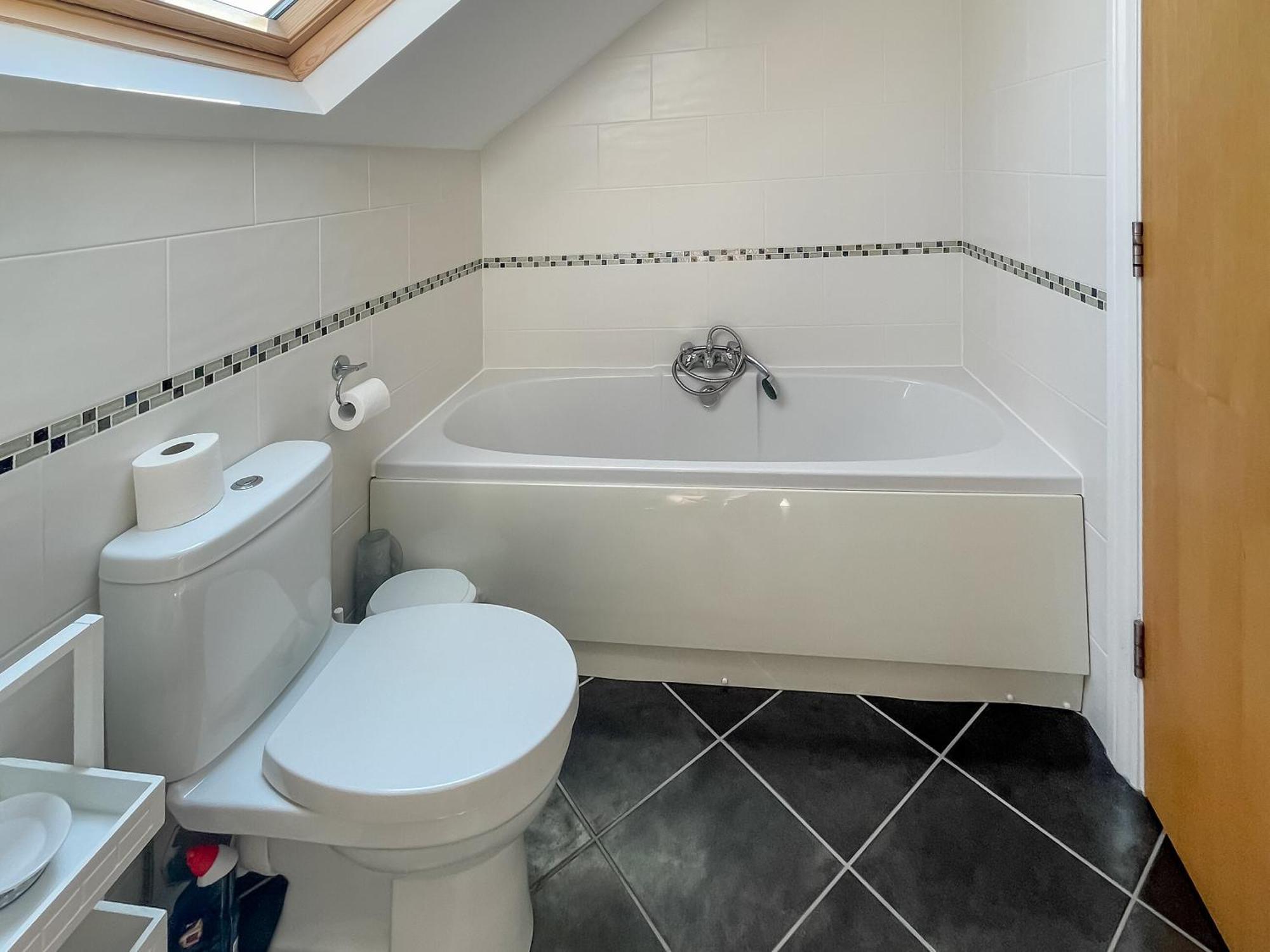 The Old Laundry 3 *