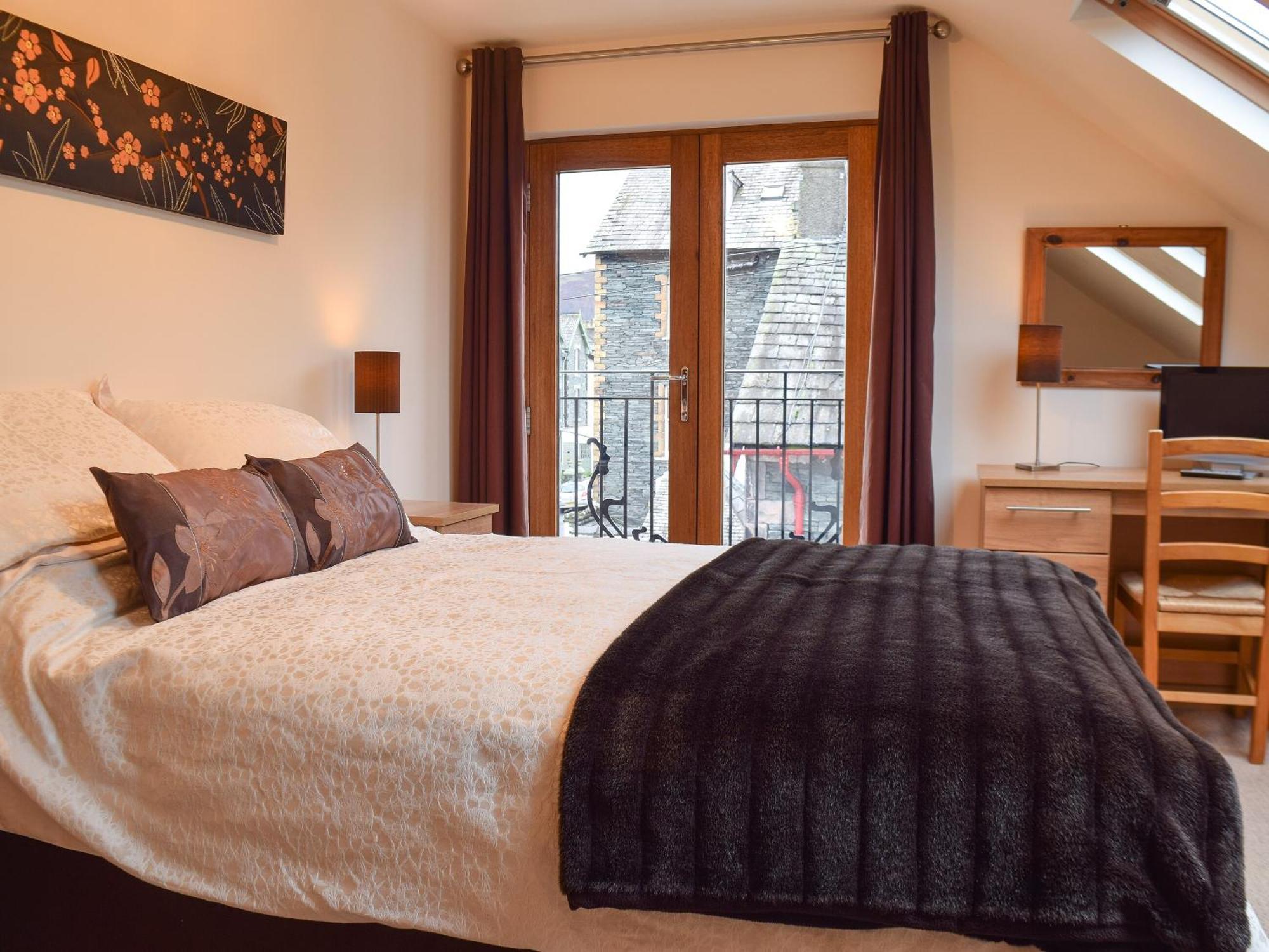 The Old Laundry 1 *