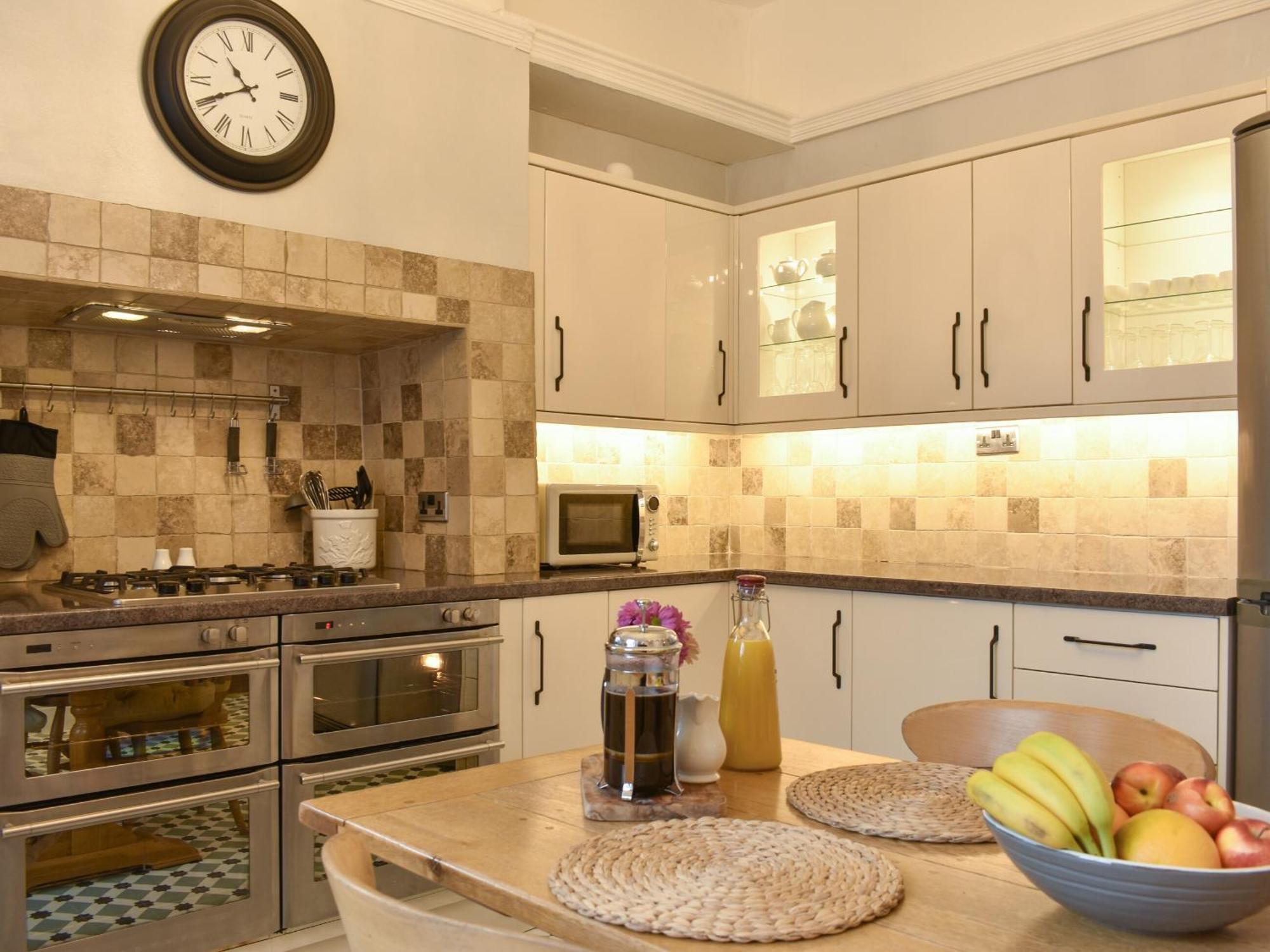 Pitcairn House-uk41255