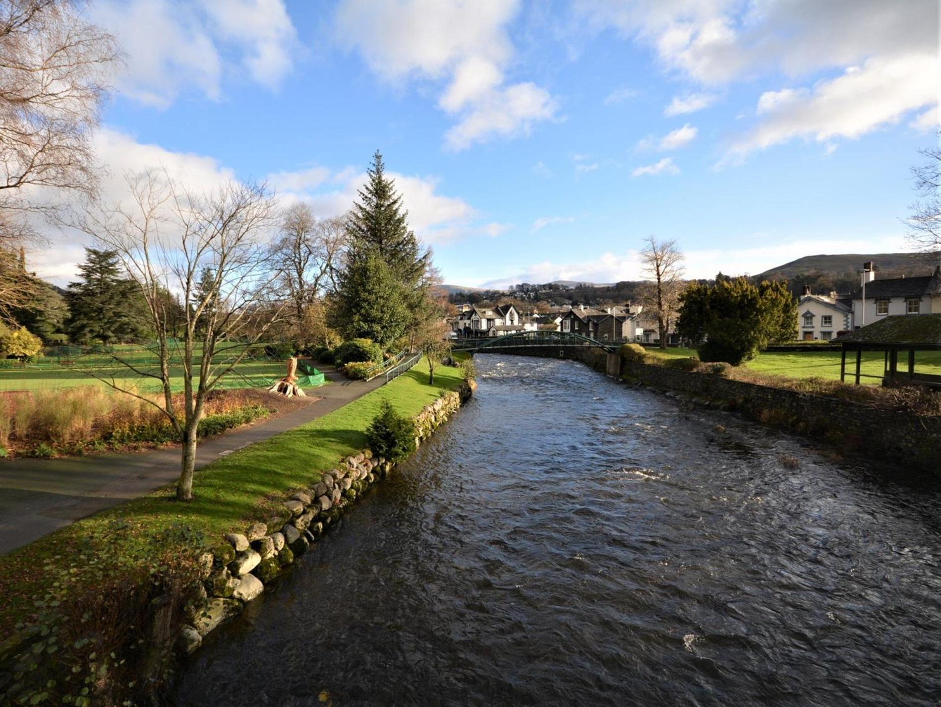 2 Bed In Keswick Sz006 Holiday home *