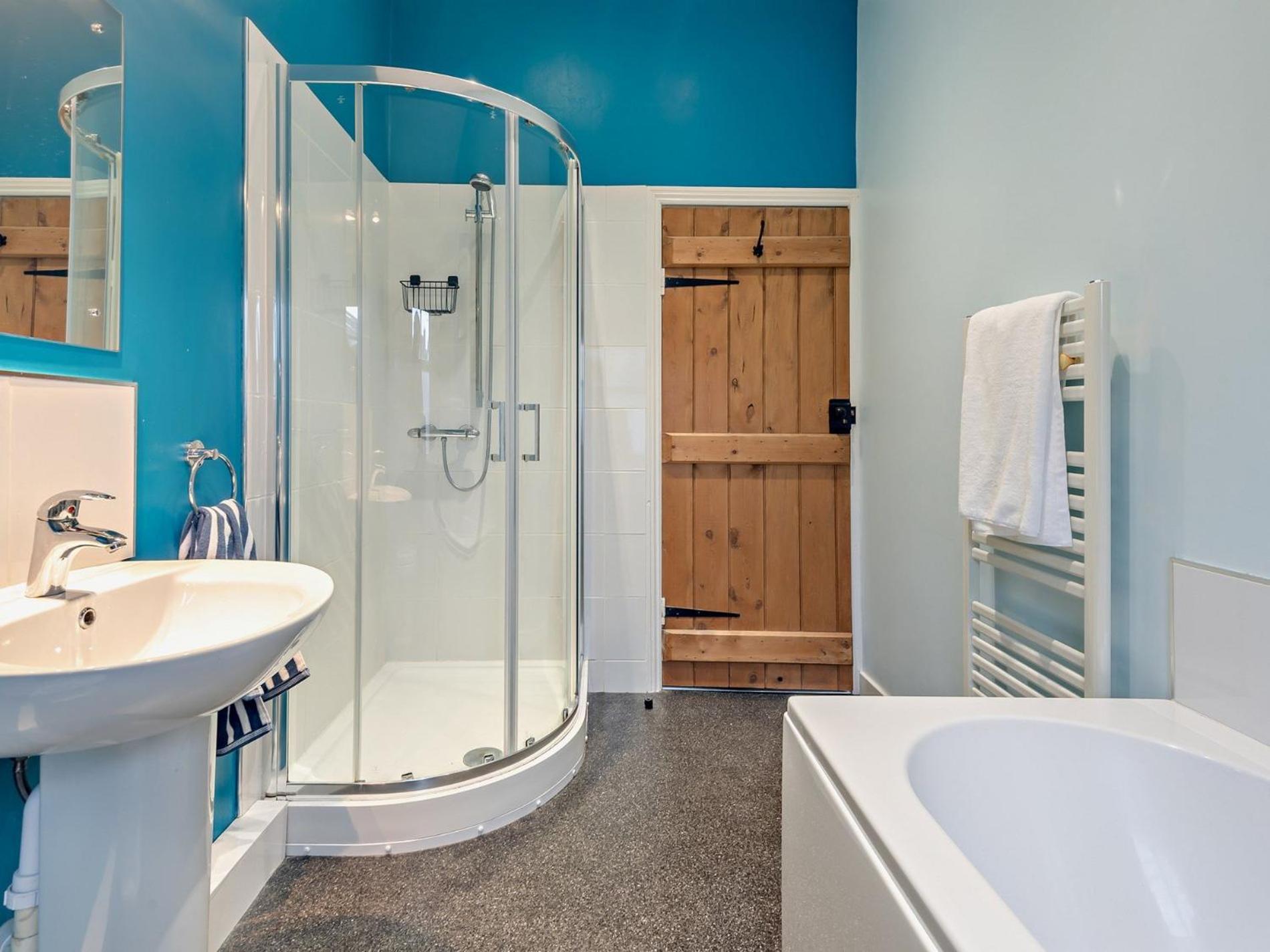 2 Bed In Keswick Sz006