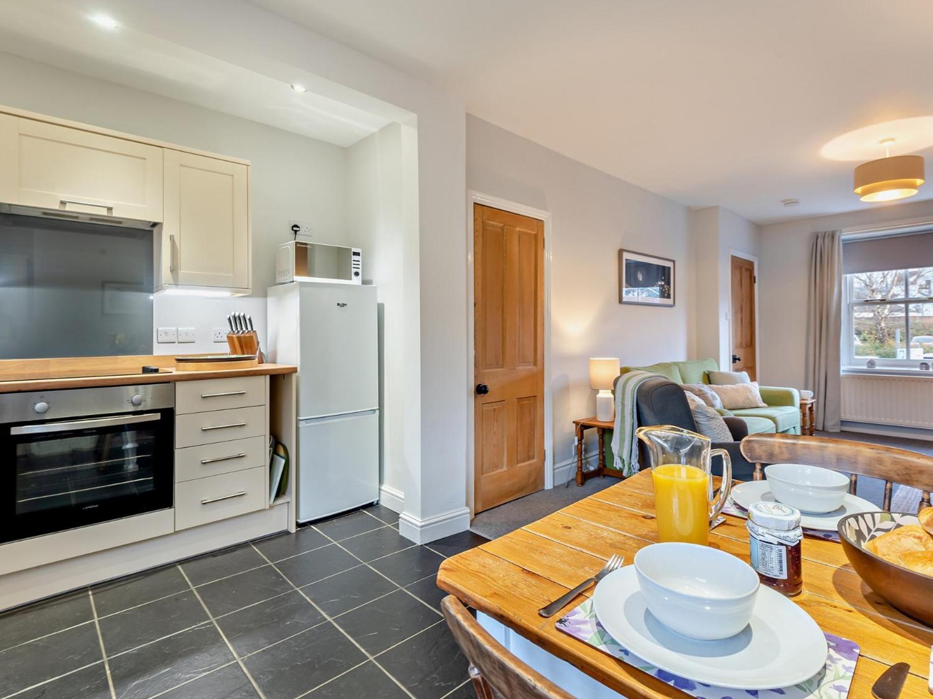 2 Bed In Keswick Sz006 *