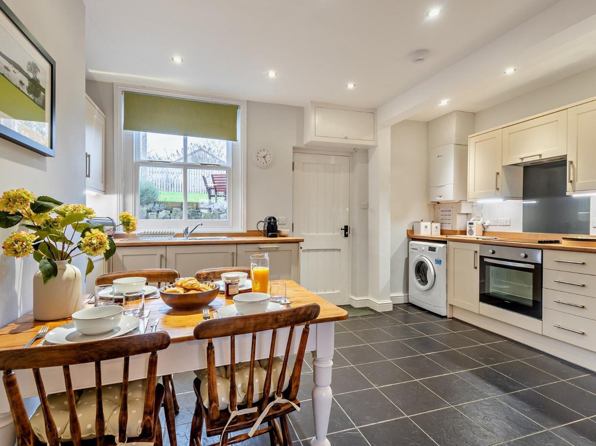 Holiday home 2 Bed In Keswick Sz006 *