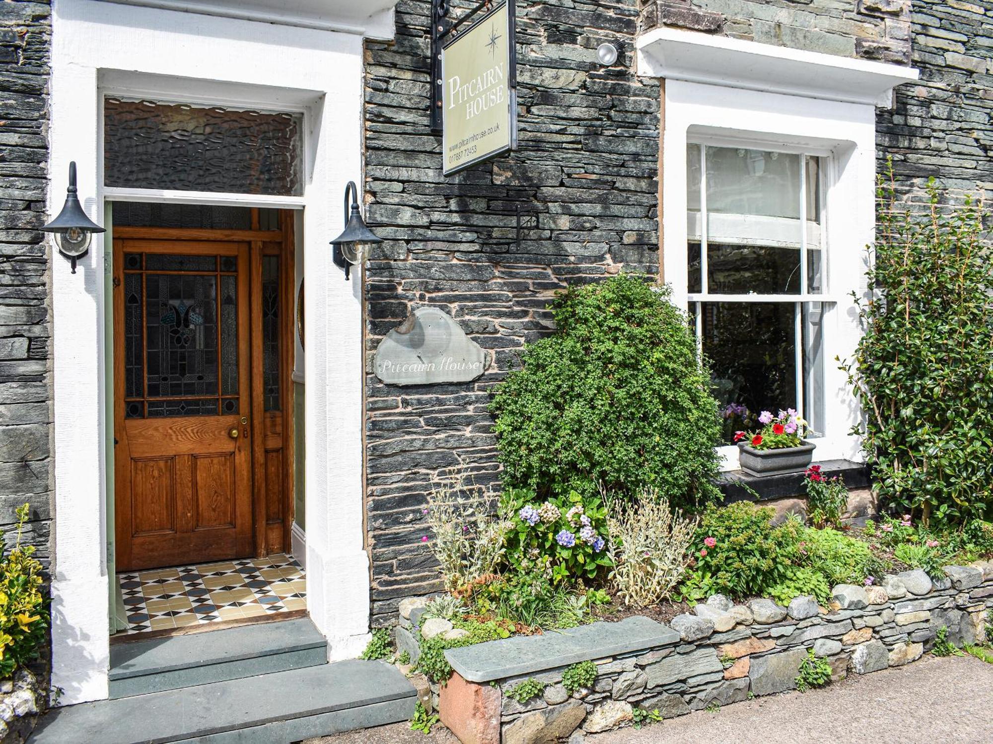 Pitcairn Cottage-uk41256 Holiday home *