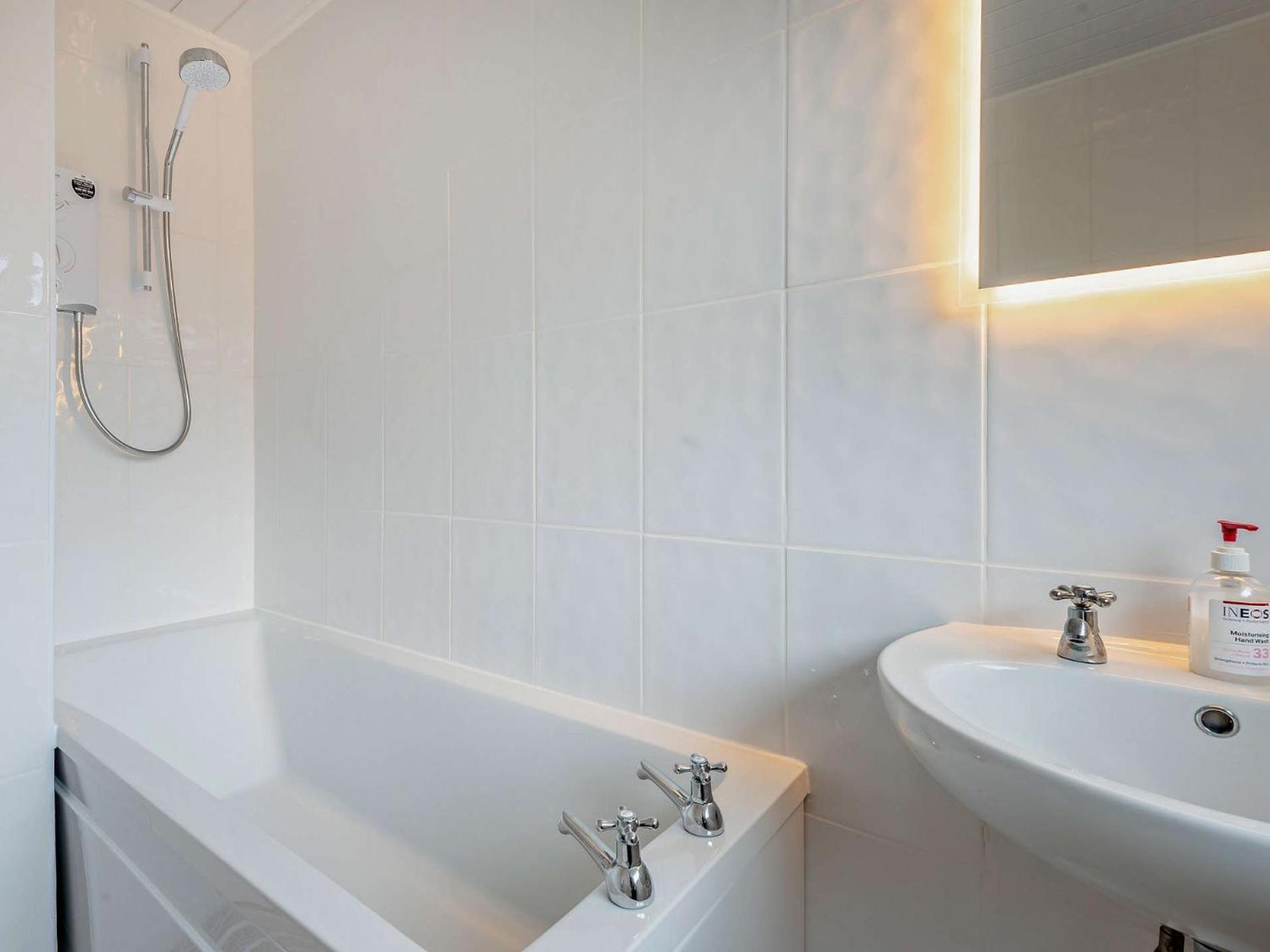 3 Bed In Keswick 95858