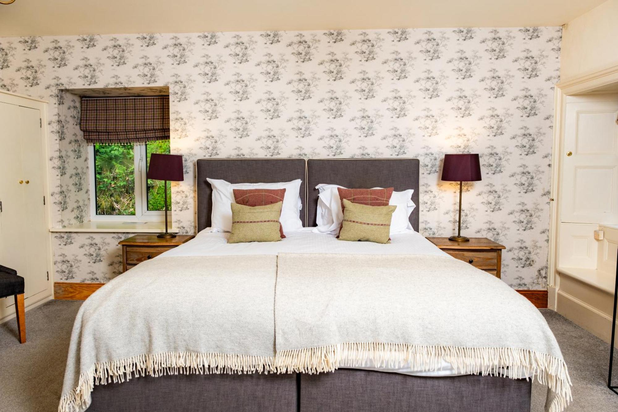 Hotel Ravenstone Manor 4*