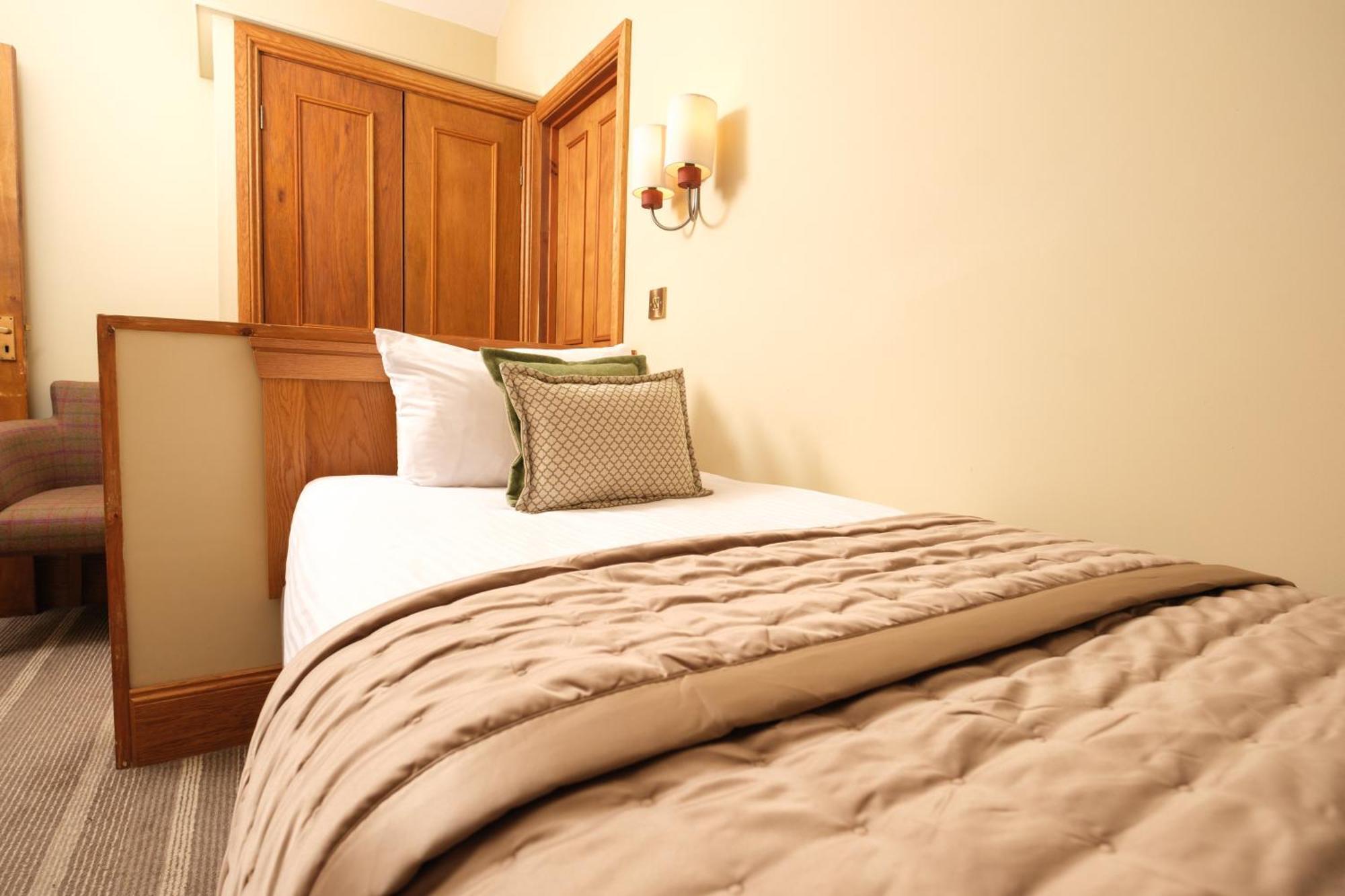 The Coledale Hotel