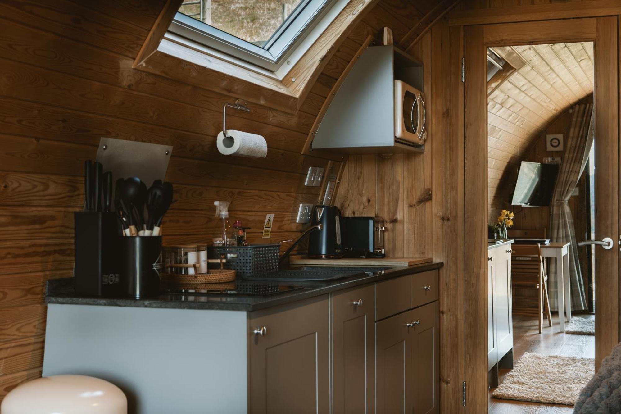 The Huts At Highside Farm Campsite *