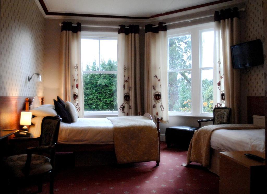 Lairbeck Country house *