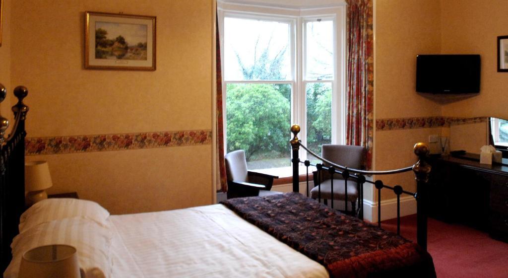 Lairbeck Country house