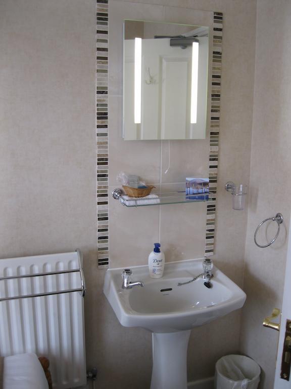 Bed & Breakfast Harvington House
