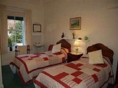 Hunters Way 4*