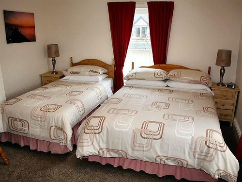 Melbreak House 3*