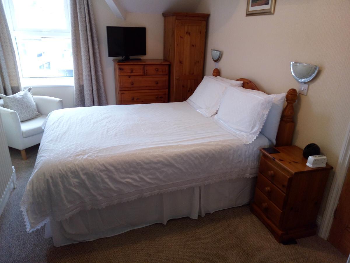 Dunsford Bed & Breakfast