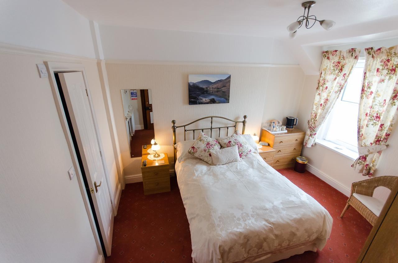 Guest house Abacourt House