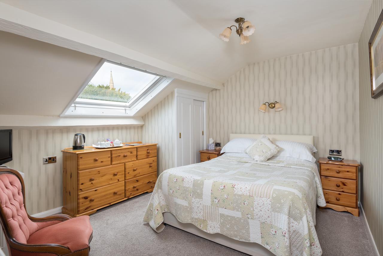 Acorn House Guest house 4*