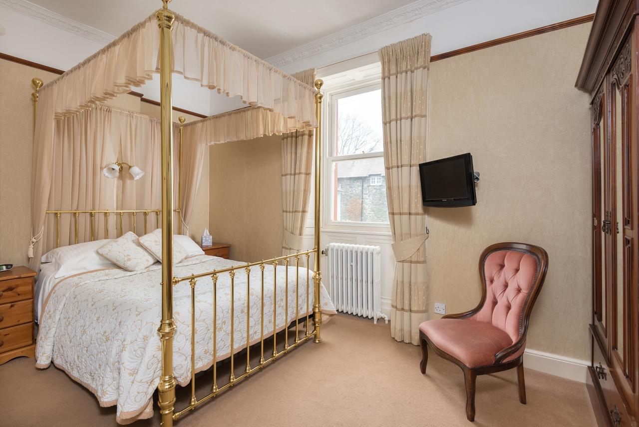 Guest house Acorn House