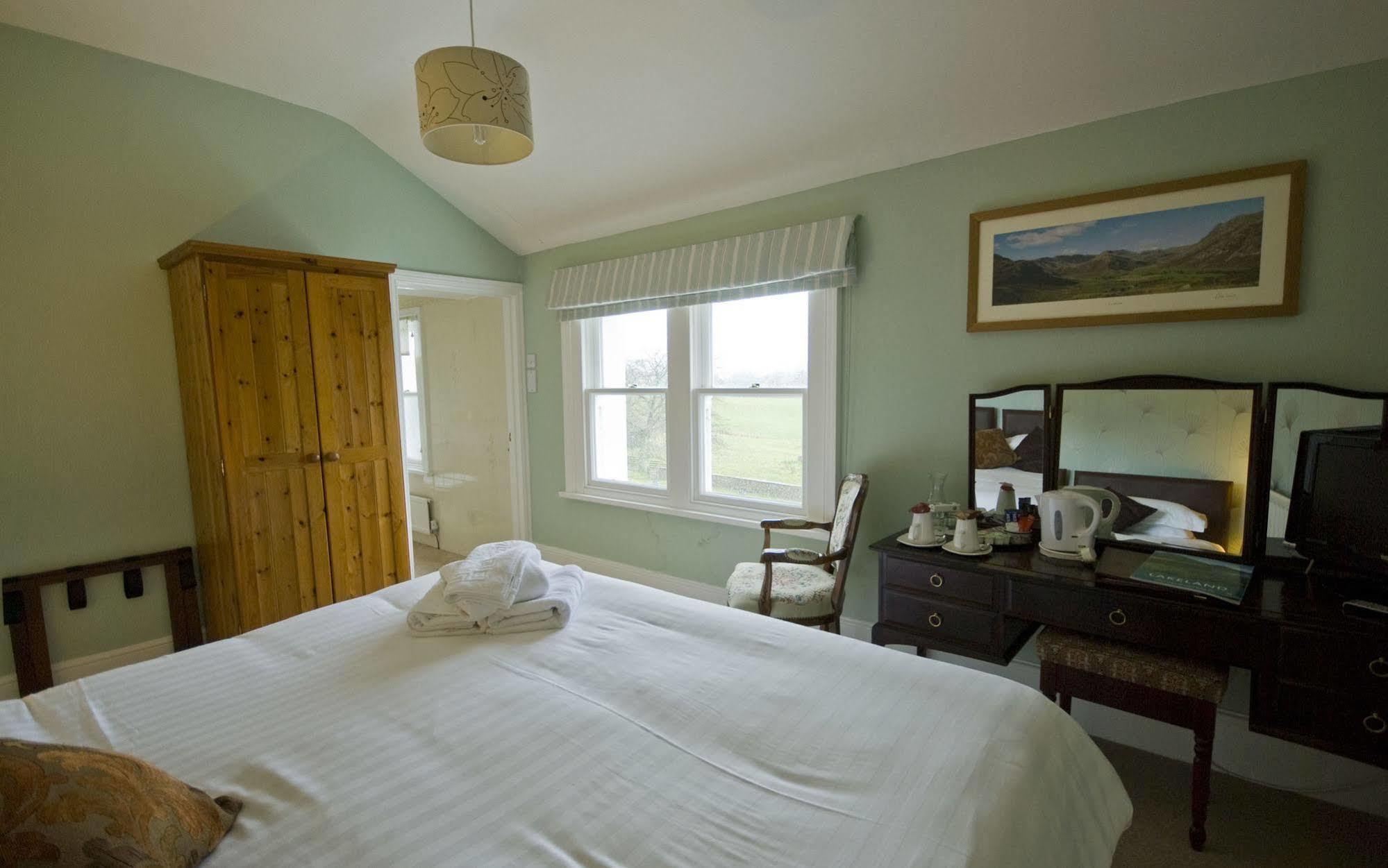 Ravenstone Country house *