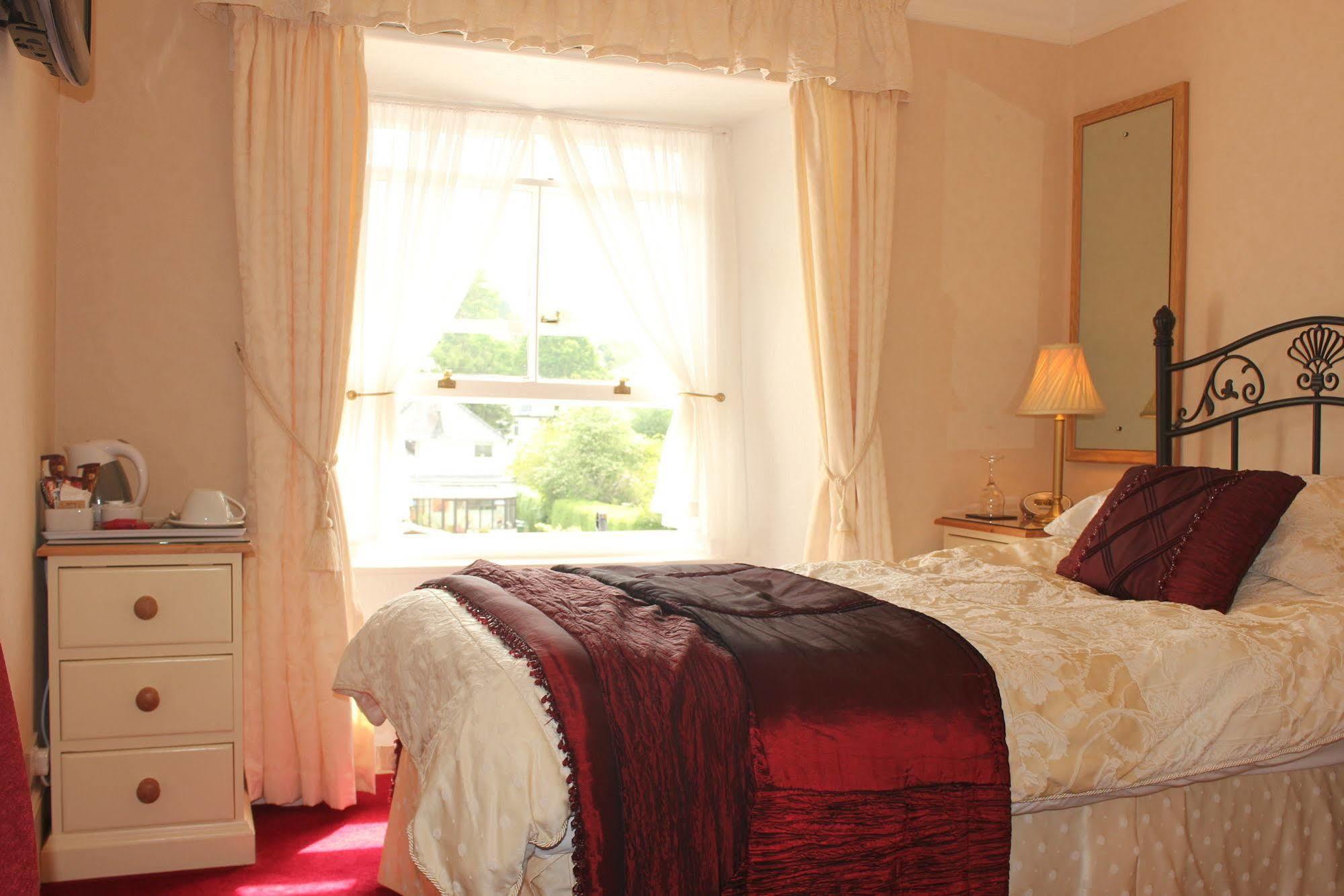 Tarn Hows Guest house 4*