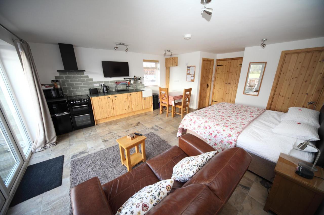 Lynton Studios Lodge *