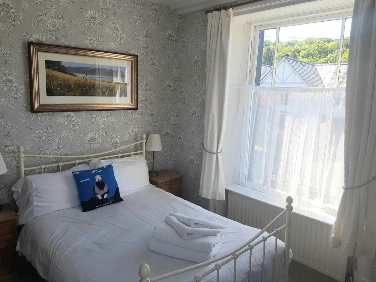Guest house Underhill
