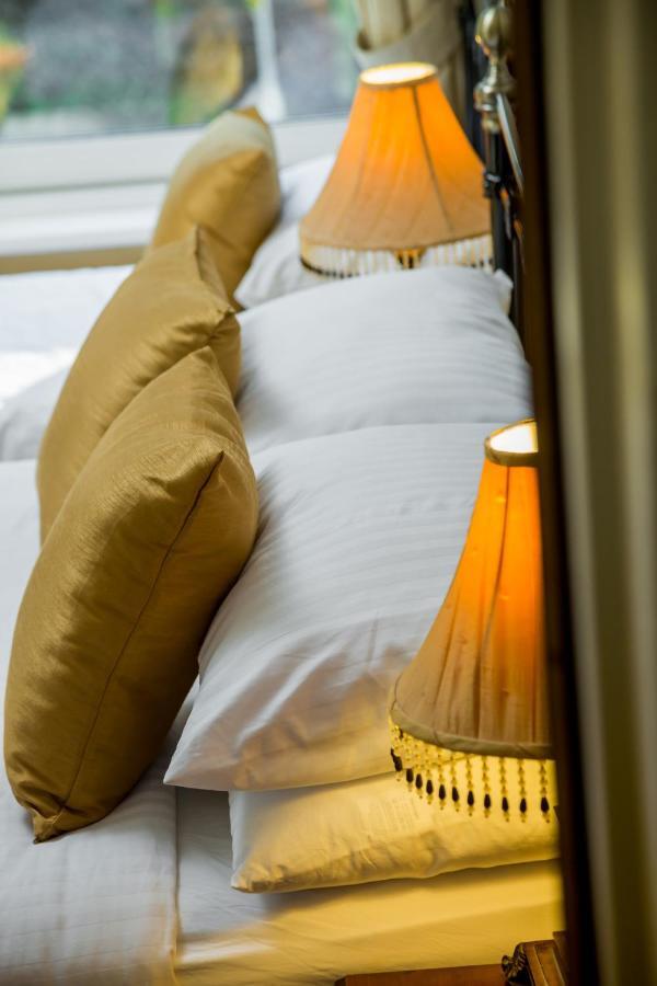 Bed & Breakfast Brookfield 4*