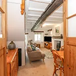 Squirrel Cottage