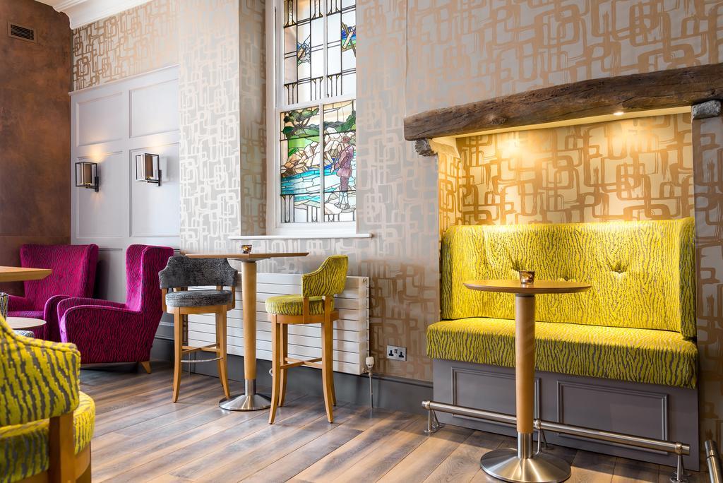 Hotel On The Square 4*