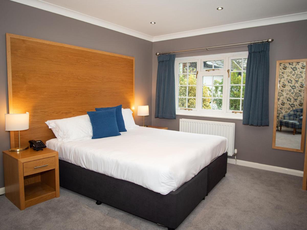 Hotel Lyzzick Hall 3*