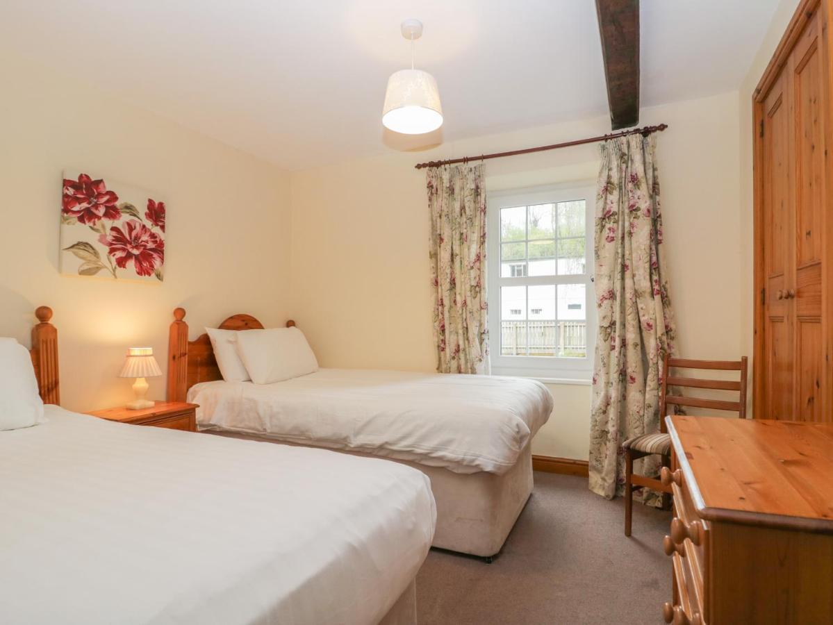 Holiday home Riverside No 4 *