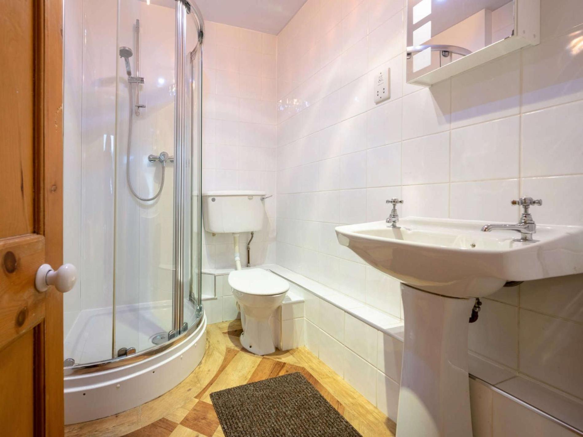6 Bed In Keswick Sz481