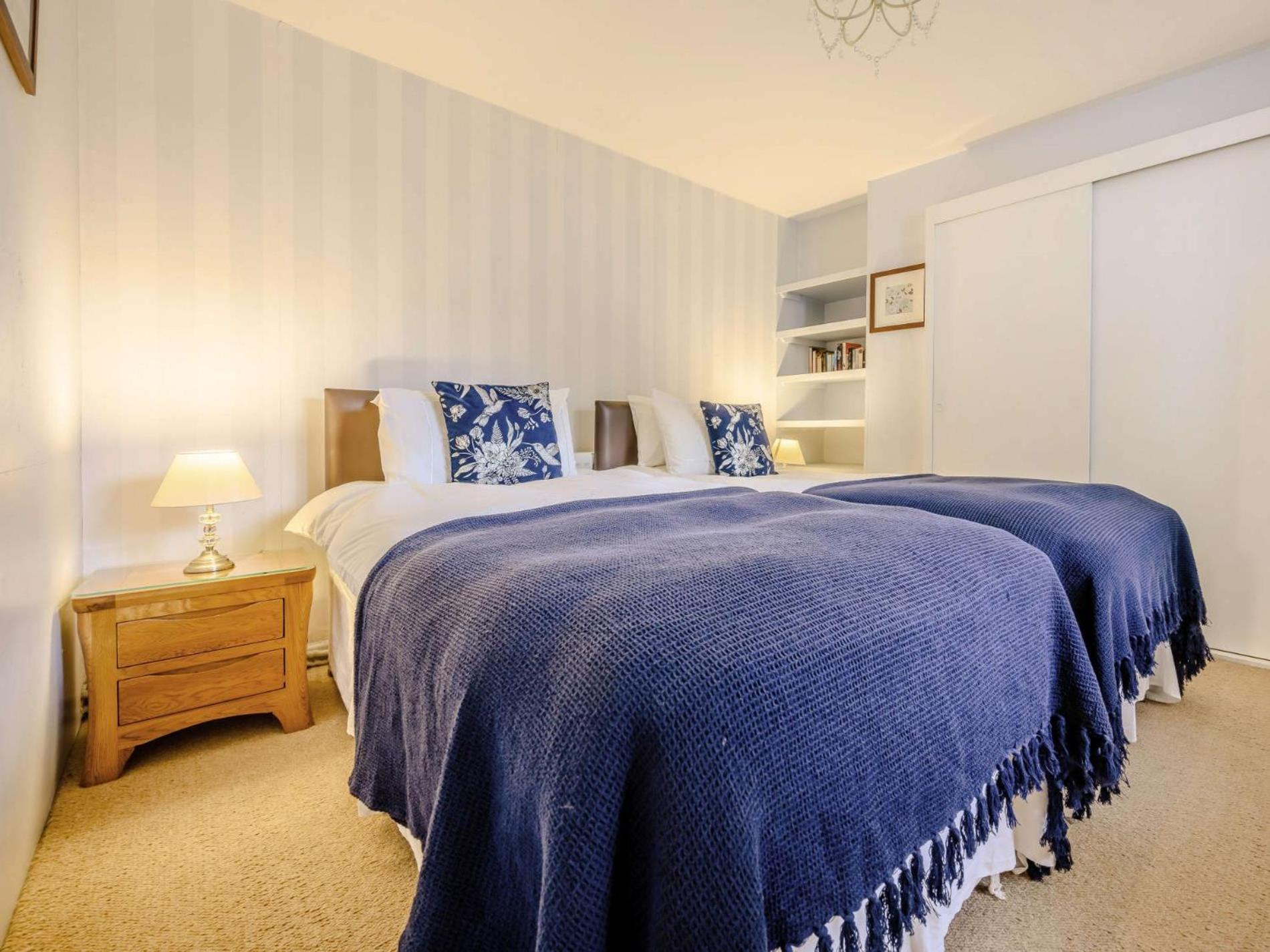 6 Bed In Keswick Sz481