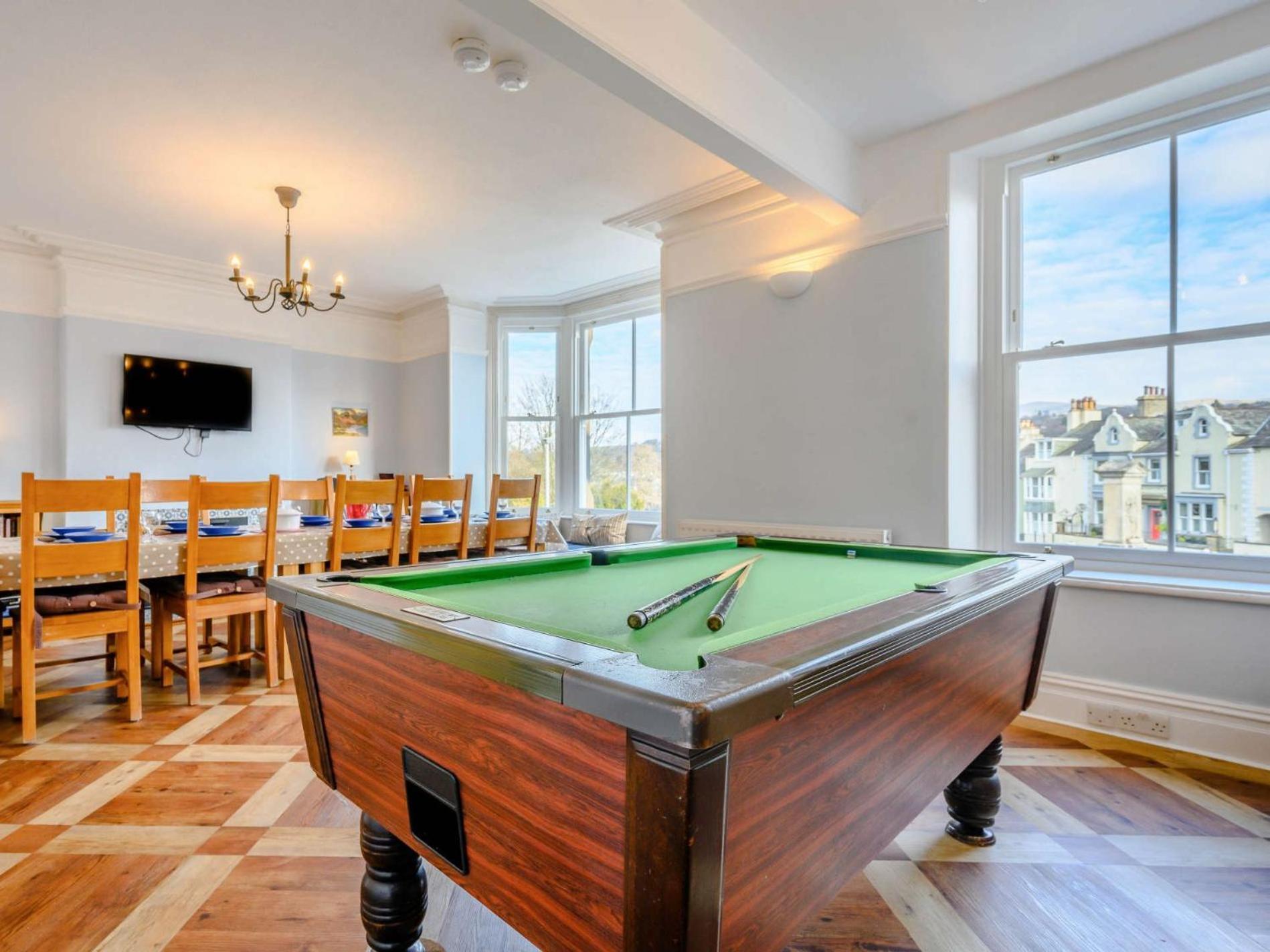 6 Bed In Keswick Sz481 Holiday home *