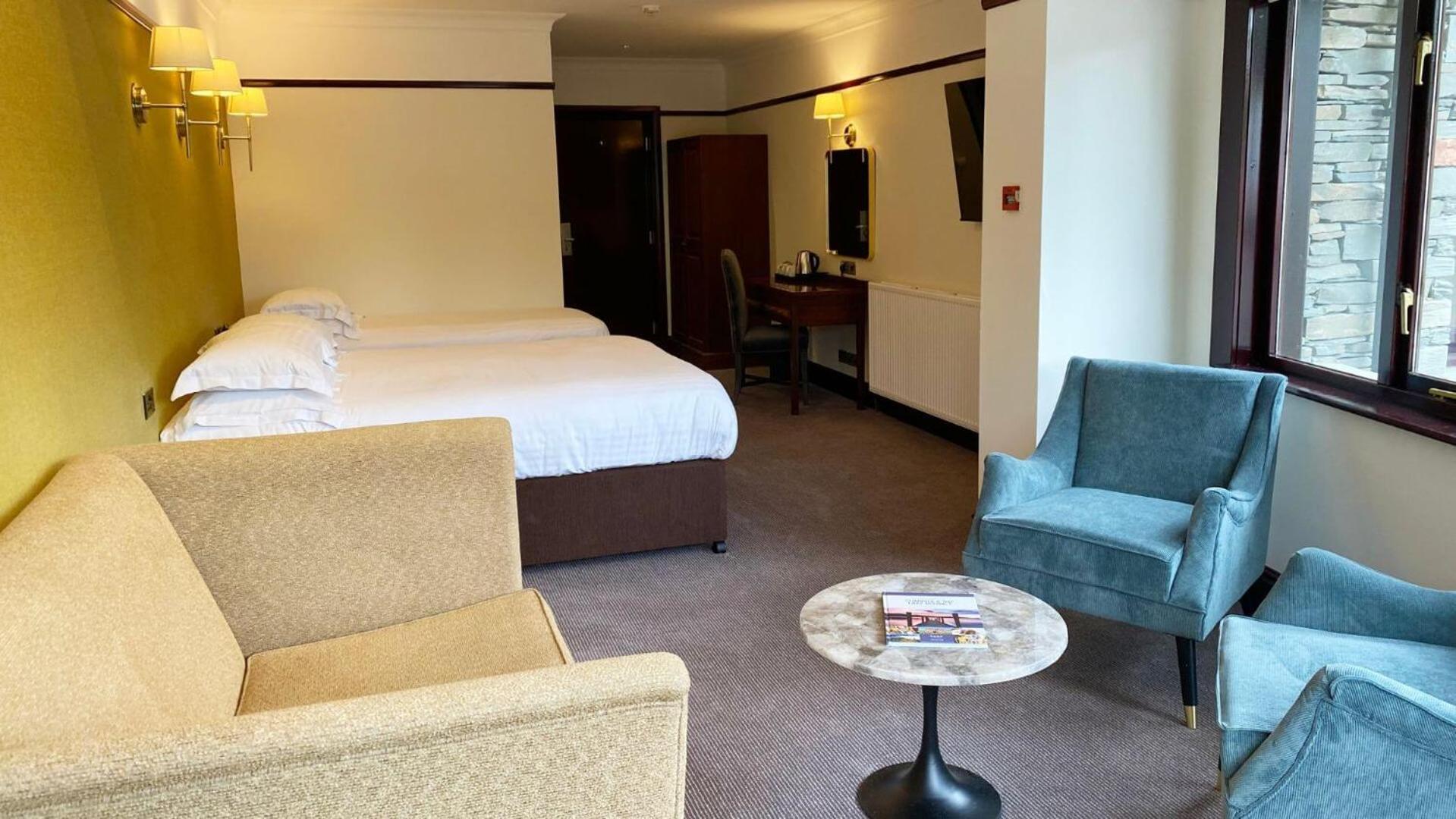 Hotel District Castle 4*