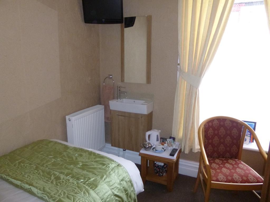 Guest house Sandon 4*
