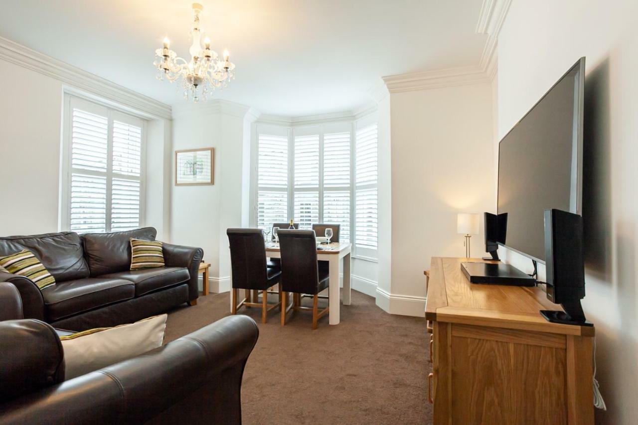Carlton 2 A Large Modern Keswick Appt With Parking Apartment