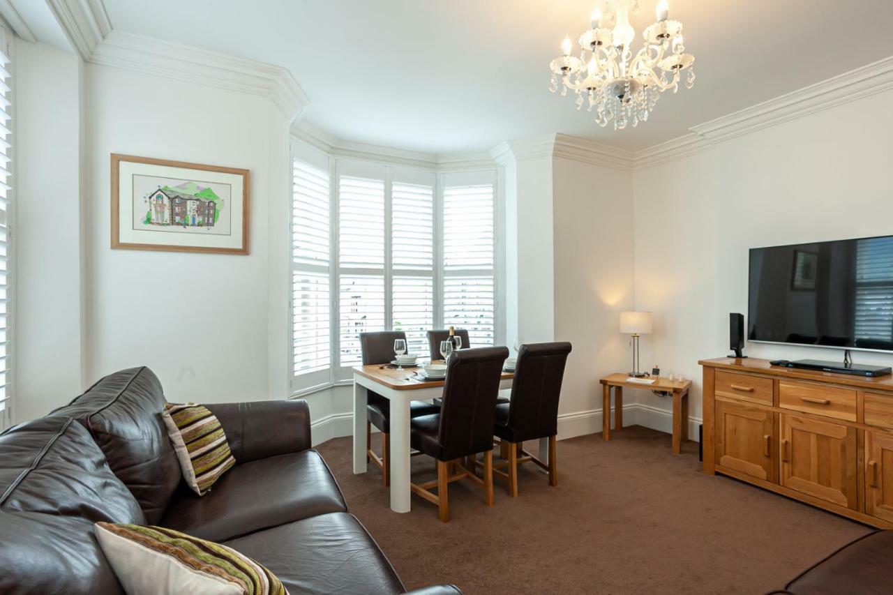 Carlton 2 A Large Modern Keswick Appt With Parking Apartment